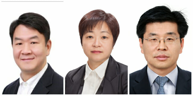 왼쪽부터 김광진·박진남·임승민 LG디스플레이 전무(사진=LG디스플레이)