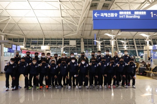 남자하키 국가대표팀이 22일 인천공항을 통해 내이션스컵 출전을 위해 남아공으로 출국했다.