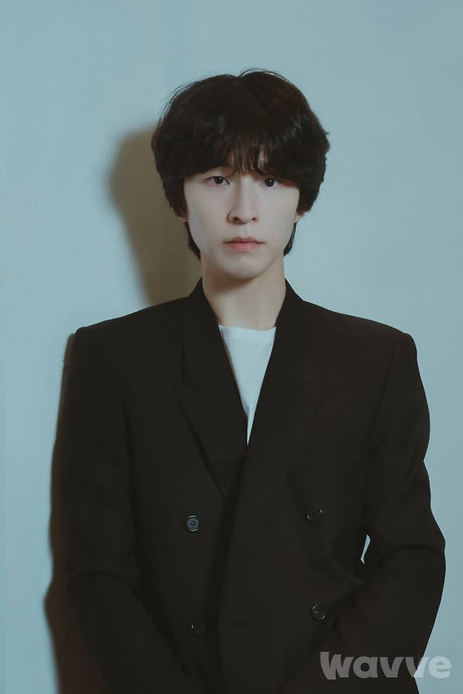 홍경(사진=웨이브)