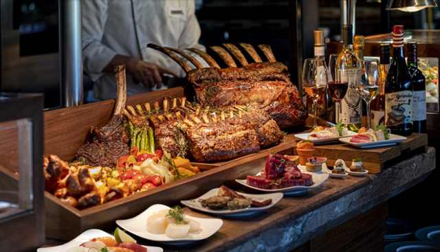 스카이 온 파이브 다이닝 뷔페