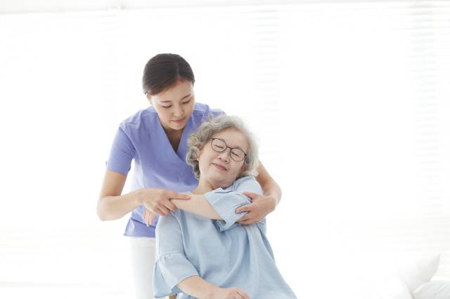 암 수술 전 운동은 환자의 예후나 삶의 질을 바꿀 수 있는 방법이다./사진=클립아트코리아