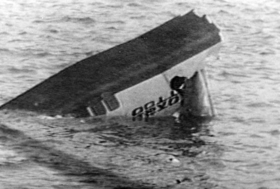 1989년 7월 울릉도를 출발해 경북 영덕으로 향하던 관광헬기가 바다에 추락해 탑승자 20명 가운데 16명이 숨졌다. [중앙포토]