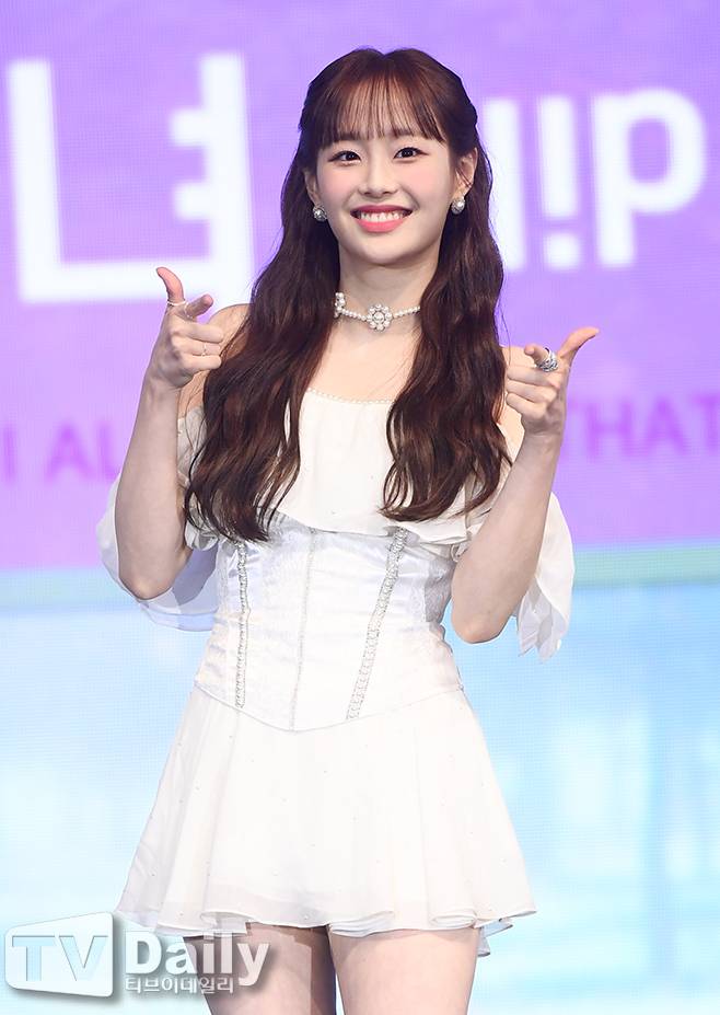 이달의 소녀 출신 츄