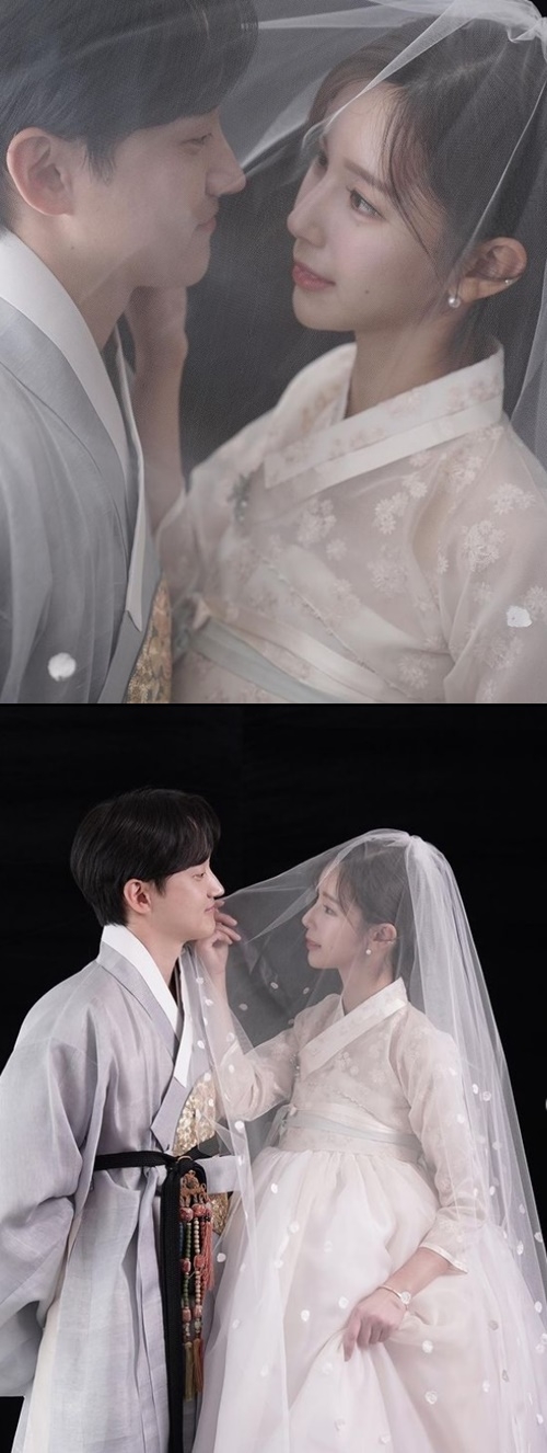 ‘여신강림’ 야옹이 작가가 전선욱 작가와 결혼 소식을 전했다. 사진=야옹이 SNS