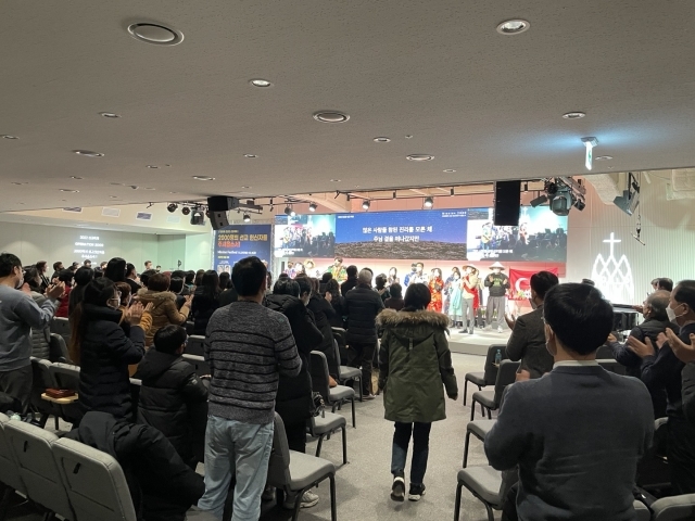 강남중앙침례교회는 제20회 전교인 선교축제 마지막 날인 지난 2일 서울 성동구 왕십리비전센터에서 김소망 선교사 파송식을 진행했다. 이날은 2008년부터 시작한 ‘오퍼레이션2000’을 달성한 날이기도 하다.