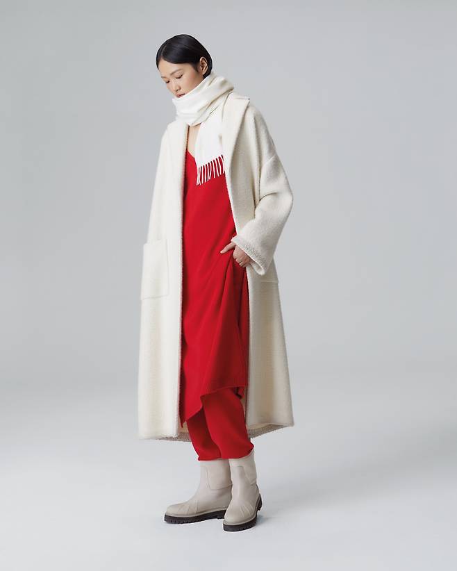 사진 : 로로피아나(LORO PIANA), 2023 설날 캡슐 컬렉션 런칭