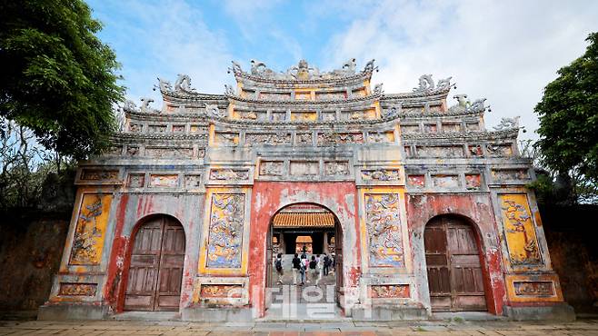 베트남의 마지막 왕조 응우옌의 궁터인 ‘후에성’