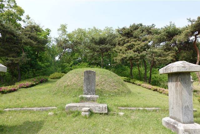 김번(金璠,1479~1544) 묘소.