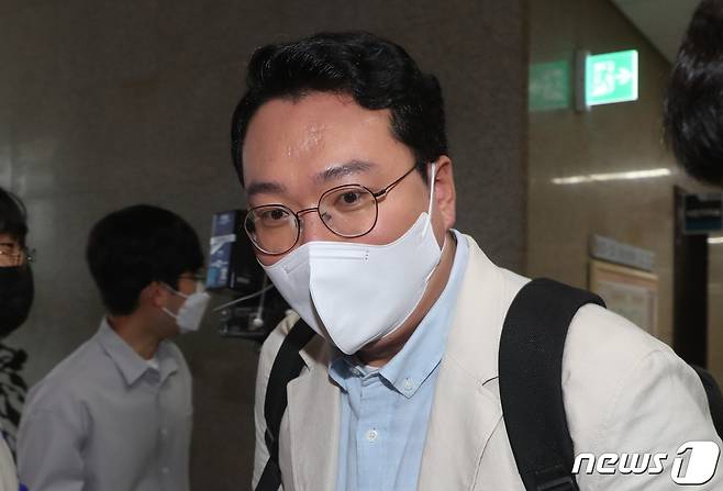 천하람 국민의힘 혁신위원이 5일 오후 서울 여의도 국회에서 열린 혁신위원회 전체회의에 참석하고 있다. (공동취재) 2022.9.5/뉴스1 ⓒ News1 이재명 기자