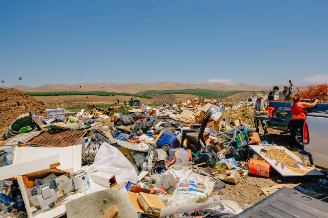 2022년 6월 미국 캘리포니아주 산타마리아의 쓰레기 매립지의 모습 [123rf]