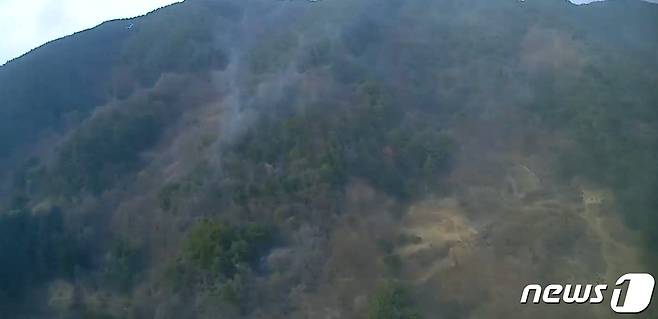 거창 가북면 야산 산불(산림청 제공). 2023.2.7