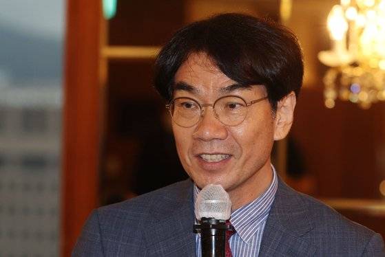 이욱연 서강대 중국문화학과 교수. 김상선 기자