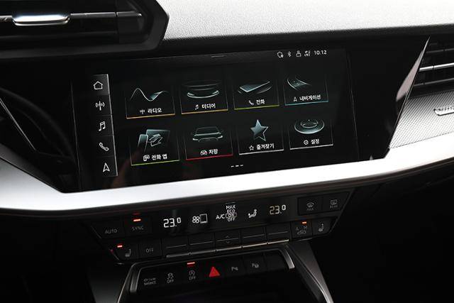 아우디 A3 40 TFSI 프리미엄