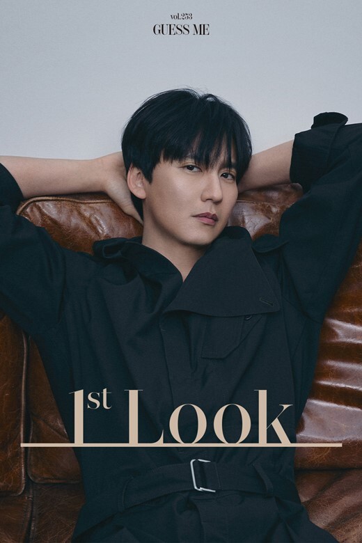 Actor Kim Nam-gil exuded a colorful charm.Kim Nam-gil has a magazine first look cover. This picture shows the endless extensibility of actor Kim Nam-gil, who is expanding Actings Spectrum across a variety of genres, from fantasy to noir to period.Kim Nam-gil, who introduced a luxury fashion brand, completed sensual styling with a loose yet luxurious look.The released pictorial contains Kim Nam-gils real appearance, which makes people look forward to his next move, as well as his influence as an actor and expansion as a social human being, and what his other face is.Kim Nam-gil, in a blurred silhouette that gradually becomes clear, reveals his various faces to be unfolded on the way to a better life direction.The image that makes it impossible to know shows Kim Nam-gils wide spectrum, which is constantly expanding, and makes him wonder about his other appearance.On the other hand, Kim Nam-gils Tving O Lizzy Null series  ⁇  Island  ⁇  Part 2 will be released on March 3, and the Netflix O Lizzy Null series  ⁇  Bandit: The Sound of Carl, as well as the movie  ⁇  Guardian  ⁇ ,  ⁇  Is about to be released.