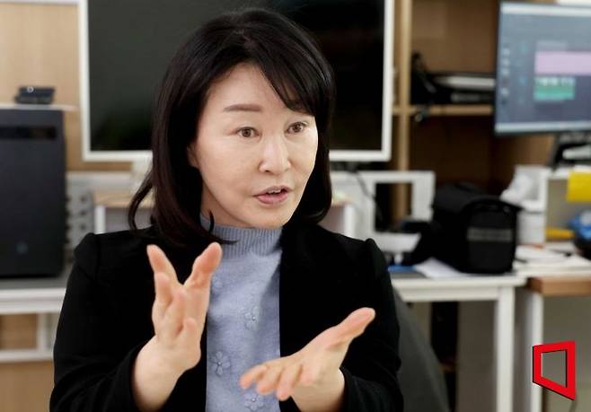 통일학술연구단체 사단법인 샌드(SAND) 연구소 최희경 대표가 서울 광화문 사무실에서 북한 핵실험장 부근 주민들의 피폭 우려에 대해 이야기하고 있다. 사진=허영한 기자 younghan@