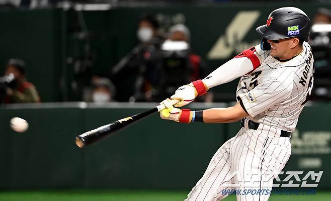 일본계 미국인 외야수 눗바는 1라운드 4경기에서 1번-중견수로 선발 출전해 공수주에서 맹활약을 했다. 도쿄(일본)=허상욱 기자wook@sportschosun.com