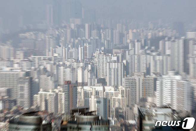 사진은 지난 19일 서울 시내 아파트 단지의 모습. 2023.3.19/뉴스1 ⓒ News1 조태형 기자