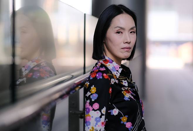 '더 글로리' 정미희 역의 배우 박지아 (서울=연합뉴스) 류효림 기자 = 넷플릭스 '더 글로리'에 출연한 배우 박지아가 지난 28일 서울 종로구 수송동 연합뉴스 사옥에서 인터뷰에 앞서 포즈를 취하고 있다. 2023.3.29