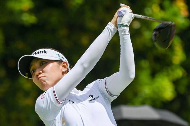 리디아 고가 지난 2일 싱가포르 센토사 골프클럽에서 열린 LPGA 투어 HSBC 위민스 월드 챔피언십에서 티샷을 하고 있다. 싱가포르 | AFP연합뉴스