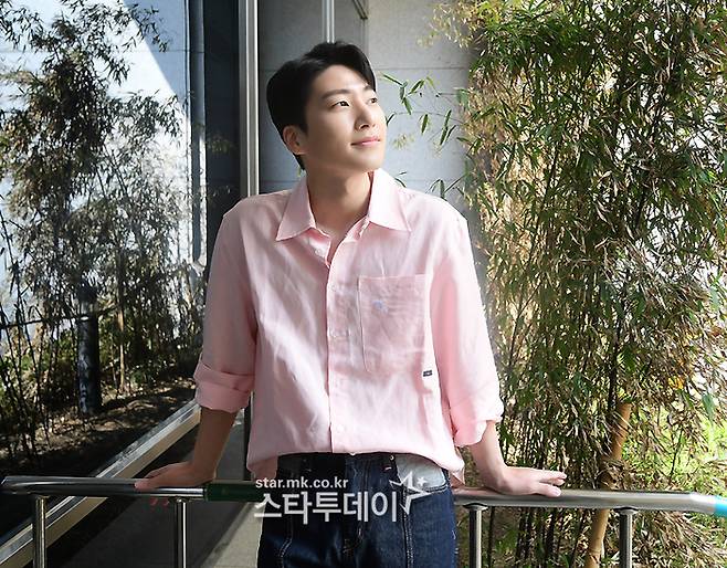 정수환은 모든 순간이 도전이었다면서도, ‘내눈에 콩깍지’를 하는 동안 행복했다고. 말했다. 사진|강영국 기자