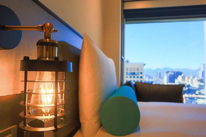 라이트 인더스트리 스타일의 룸