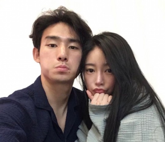 Another older and younger couple was born in the sports entertainment industry.Yubin, 35, a singer from the group Wonder Girls, and Kwon Soon-woo, 26, a tennis player, are in hot love.Yubin agency Le Entertainment and Kwon Soon-woo agency Ricoh Sports Agency both admitted on the 22nd that two people are meeting with good feelings that they are in hot love.However, since the fellowship is an area of personal privacy, it is difficult to disclose any further details.Yubin said that in February, Kwon Soon-woo played 2023 Davis Cup final final finals and intuition, and they are growing hot love among the busy schedules.Yubin joined Wonder Girls in 2007 and debuted and became active and loved. In 2020, he founded Le Enter and started a new start as an entertainment company representative.Kwon Soon-woo is currently the number one star in the domestic tennis rankings.He won Tennis Koreas Player of the Year award (MVP) for three consecutive years between 2019 and 2021, and became the first Korean player to win two ATP Tour titles earlier this year.Older and younger sports entertainment couples are also attracting attention in the hot love of two people.Typically, there is actor Han Hye-jin and soccer star Ki Sung-yueng.The 8-year-old Older and younger couple, Han Hye-jin and Ki Sung-yueng, have a daughter in marriage in 2013.Three months after they officially acknowledged the fact of their hot love in March 2013, the two announced their marriage, which was a fast-track from meeting to marriage.Previously, Ki Sung-yueng expresses his hot affection for his lover after the fact of hot love is revealed.He did not hide his love by revealing a photo of an event that depicted the shape of a heart and the initials HJ with a candle lit up the room where the lights were turned off on SNS.Park Jung-ah, a girl group jeweler, married in May 2016 after a year and a half relationship with professional golfer Jeon Sang-woo, whom she met with an acquaintance. The two are two-year-old Older and younger couple.I have a daughter in my family.Jeon Sang-woos warm-hearted appearance has been a hot topic, and Park Jung-ah has appeared on tvN entertainment Mom is Idol last year and showed amazing vocal ability and dance ability.So-yeon from Tiara became a legal couple after completing a three-year hot love marriage with Cho Yu-min, who plays an active part in the 9-year-old New Years Suwon FC last November.So-yeon told the marriage news that Cho Yu-min said, I always support the artist So-yeon and the person So-yeon, and always support me so that I can challenge without giving up whenever I get tired, I decided to stay with a thankful person who always works hard for my beloved parents. Heo Min, who made his debut as a gag woman in KBS 23 in 2008, married 4-year-old baseball player Jung In-wook in 2017. He has one male and one female.Heo Min said on the show, My husband should have kept my prenatal pregnancy a secret because he was in the middle of the season. So while I was actively broadcasting, I could not tell my pregnancy and quietly closed my broadcast activities on the pretext that I was not feeling well.So suddenly I was eliminated from the broadcasting world. The two are now loved by the sports entertainment industry representative.Two-year-old Older and younger couple Gag Woman Oh Nami and soccer player Park min became married on September 4 last year.Park min, who looks at Oh Nami lovingly in one broadcast, has been caught and talked about. Oh Nami says that when you marriage, the pods are peeled off, but nothing peels off.I am always affectionate with marriage, and I see everything as my main focus. When I wake up, I watch until I wake up, and I confess that I have a love that does not change.Kim Yeong-hee, a gag woman who made her debut with 25 KBS bonds in 2010, and Yoon Seung-yeol, a baseball player, grew up naturally in a meeting with acquaintances as a 10-year-old younger couple and developed into a lover from May 2020. Based on love and trust, Marriage was announced.Kim Yeong-hee has been interested in releasing his adult film directors debut film Parasitic Spring, and Yoon Seung-yeol is in the process of becoming a leader after retiring from baseball.