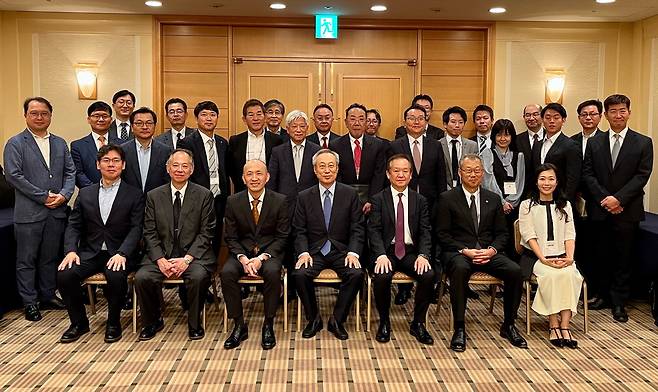 지난 26일 일본 도쿄 데이코쿠 호텔에서 제3회 한일비즈니스협력 포럼이 열렸다. 주일한국대사관
