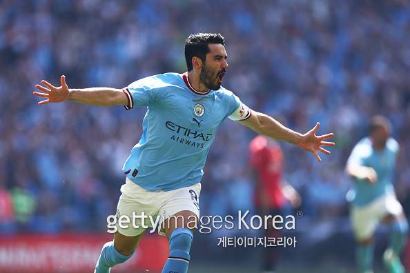 3일 영국 런던 웸블리에서 열린 2022~23 FA컵 결승전 맨체스터 시티와 맨체스터 유나이티드의 경기. 맨시티 일카이 귄도안이 13초 만에 선제 골을 넣고 환호하고 있다. 게티이미지