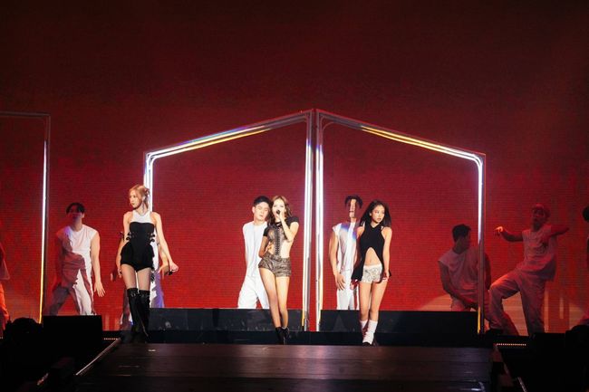 Girl group BLACKPINK has successfully completed its second Japan Dome tour by painting the night sky of Osaka University in pink.BLACKPINK held BORN PINK WORLD TOUR [BORN PINK] JAPAN at Osaka University in Japan Kyocera Dome on the 3rd and the 4th.Those who met with 110,000 fans at the Tokyo Dome in April added 100,000 people at Osaka University and mobilized a total of 210,000 people in two cities and four performances in Japan.Kyocera Dome was meaningful to both artists and fans as it was a venue where BLACKPINK wrote a new history of entering the shortest period after debuting overseas girl group.In this fierce competition, we have sold all seats in all seasons, and the pop-up store has also proved the interest of local fans.In this concert, JiSoo was unable to participate due to the confirmation of COVID-19, and Jennie Kim ⁇ Rosé ⁇ Lisa decided to go to the Three-yool Lee Stage to keep her promise with her long-awaited fans.JiSoo expressed his sorryness to the fans and said, Please give great support and strength to the members who will perform harder on the stage.As a result, BLACKPINK opened with a more intense energy How You Like That.Im glad to be back, they said. I was very worried and sorry that JiSoo could not come, and I wanted to see Osaka University fans.We will work hard for our three Seo-yool Lee Jisoo sisters, so please enjoy it. Members filled JiSoos vacancy with World Class Artist Down Stage grip and overwhelming performance.Pretty Savage, Whistle, Lovesick Girls, Kill This Love, Shut Down and DDU-DU DDU-DUHere, the rich live band sound and high-quality directing that accumulated the know-how of YG performance added to the charm of the concert and made the audience feel hot.BLACKPINK, which ran from solo performance with various charms to encore stage, thanked local fans for their unwavering love.The fans applauded and shouted to the members who communicated throughout the stage and pledged the next meeting.On the other hand, BLACKPINK is carrying out the biggest world tour BLACKPINK WORLD TOUR [BORN PINK] of K pop girl group which mobilizes about 1.5 million people.After a successful tour of the Japan Dome, members Rose take their steps to Melbourne and Sydney, Australia, where they spent their childhood.The Hyde Park British Summer Time Festival, which will be held in July, will be on stage as the first headliner for K-Pop Artist.yg entertainment