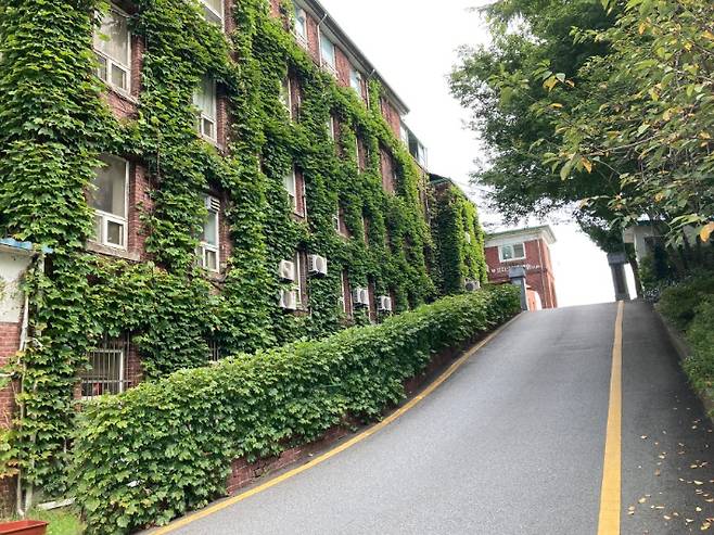 1936년 건축된 옛 예수병원. 현 엠마오사랑병원. 전주시 제공