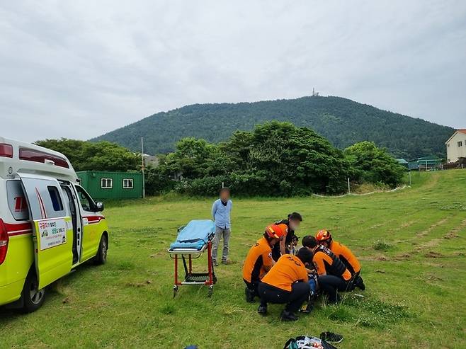 지난 18일 제주시 한림읍 금악리 패러글라이딩 사고 현장. 연합뉴스