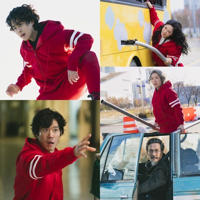 TvN Saturday drama  ⁇  Amazing Rumor 2 Counter Punch  ⁇  The characters come back wearing red tracksuits.Amazing Rumor 2 Counter Punch, which will be broadcast on July 29th, is a delightful and sweaty a demon breaking hero that defeats a demon on the ground where a demon hunter Counterpart become stronger with new abilities and recruitment of new members.Based on the same name webtoon with cumulative views of 160 million views, the  ⁇   ⁇   ⁇   ⁇   ⁇   ⁇  series is based on a demon hunter concept, which is a never-before-seen concept, capturing the exciting catharsis of dynamic fun and winding reigns.The countdown to the countdown to the countdown to the countdown to the countdown to the countdown to the countdown to the countdown to the countdown to the countdown to the countdown to the countdown to the countdown to the countdown to the countdown to the countdown to the countdown It is the first time SteelSeries has been unveiled to attract more attention.Counterpart got a good reputation at the time of the first season of the show, showing off the amazing ability such as the power, the power, the Gifted Hands, the healing power, the exciting and exciting action, the sense of justice to condemn evil, and the team play which is united with the best breath.Among them, the SteelSeries, which is still open to the public, captures the attention of Counterpart, who are still engaged in a demon hunt.Counterpart, who are showing their abilities such as tactile power, power, and The Gifted Hands, are full of their trademark red tracksuits, reminding them of Counterpart friendly and friendly hero force, .In particular, Counterpart is punishing a demon that disturbs the present life.I am curious as to what happened to Counterpart in the meantime, and I am interested in the pleasure of Counterpart who returned to charisma more intense than Season 1.The production team did their best every moment on the spot based on the special affection for the  ⁇  Counterpart Jo Byung-gyu, Yoo Jun-sang, Kim Se-jeong, Yum Hye-ran and Ahn Suk-hwan.From acting to visual implementation, there is a great passion to provide completeness and fun beyond Season 1, and in Season 2, you will be able to enjoy a more striking action sequence and a more varied a demon hunt.I asked for a lot of expectations, he said. ⁇  Amazing Rumor 2 Counter Punch will be broadcast on July 29 at 9:20 pm.