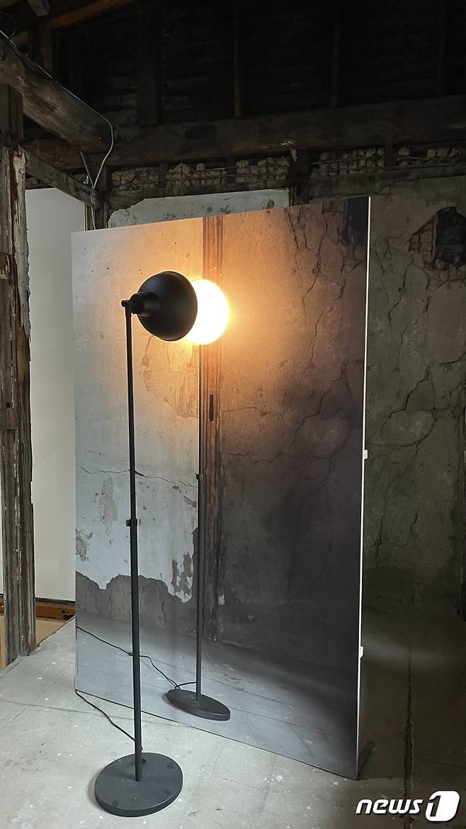 서울 종로구 통의동 보안여관에서 열리고 있는 김도영 작가의 첫 개인전 모습. 2023.6.21/뉴스1 ⓒ 뉴스1 김일창 기자