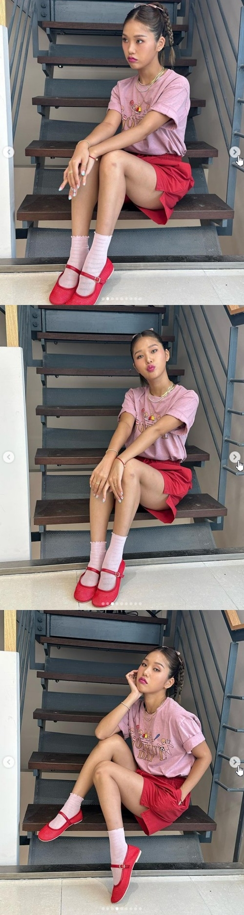 OH MY GIRL Mimi has released a selfie.Mimi posted several photos on her SNS with heart emoticons on the 1st.In the public photos, Mimi took various poses on the stairs.He also took a posh pose and stretched his legs all the way to show off his pose.Meanwhile, Mimi is currently appearing on Arcade2.In addition, OH MY GIRL, which Mimi belongs to, raised expectations by anticipating a complete Come Back.Son Jin!