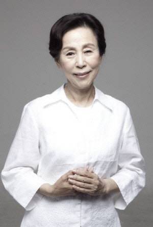 손숙