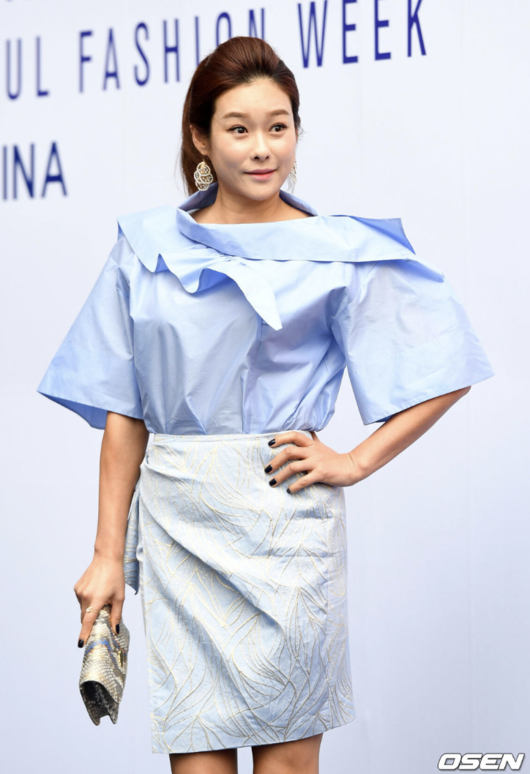 Actress Jin Goo is also suspected of being involved in the 60 billion mam cafe Records of the Grand Historian case, third after broadcaster Hyun Young and Jang Dong-min.Those involved drew a line.Hyun Young, who used to be called the queen of financial technology, faced a crisis.In April last year, Hyun Young lent 500 million won in cash to A, who said he would pay 7% interest per month if he lent money and pay back the principal six months later.Since then, he has received 35 million won a month for five months, but after failing to receive the principal amount of 325 million won, he sued A on charges of borrowing Records of the Grand Historian.Mr. A is known to have invested in Vouchers in the form of a so-called turn-around that pays Vouchers proceeds to other members with Vouchers investments received from caf members.In this regard, Hyun Young is only a victim of the record of the Grand Historian by the mam cafe operator A about two days later.Kim K__________________________________________________________________________________________________________________________________________________________________________________ Its just that, uh,But the mamma incident didnt stop at Hyun Young.The comedian Jang Dong-min is also known to have a relationship with the mam cafe Vouchers Records of the Grand Historian suspect A of 60 billion won.Jang Dong-min, a member of the agency Green Snake ENM, said that Jang Dong-min and Mr. A met in live commerce and had no friendship at all.Nevertheless, the incident bit the tail of the tail. This time, actress Jin Goo was involved with the mam cafe suspect.In response, Baro Entertainment, Jin Goos agency, said, We clearly inform you that the arrested parties and acquaintances have overlapped several times and that there is no financial transaction or any business relationship.In particular, I would like you to refrain from expanding interpretations and speculative reports and comments that are not related to facts. Meanwhile, in June, the Detective 5 Division of the Incheon District Prosecutors Office indicted a mam cafe operator A on charges of violating the Records of the Grand Historian and the Act on the Regulation of Similar Receiving Acts.