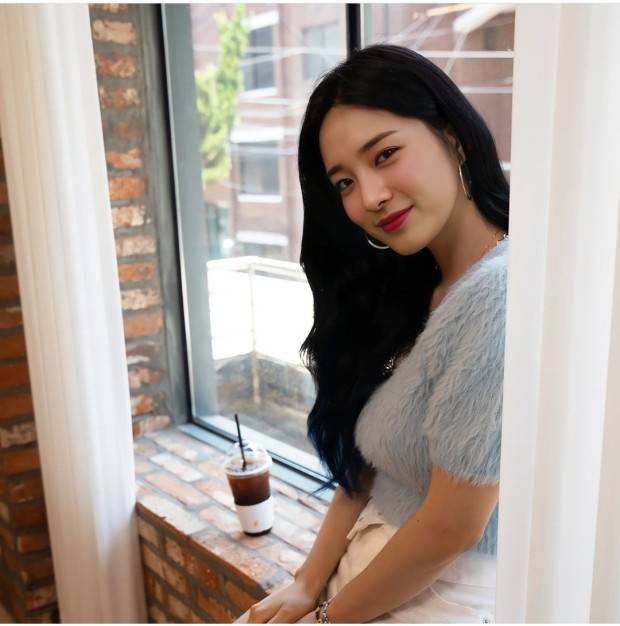 한때 큰 관심을 끌었던 게임업체 크래프톤의 ‘위니’. 위니는 21세 공대생으로 설정된 가상 인간이다.