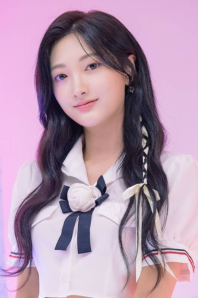 그룹 아일리원(ILY:1) 로나. 사진 | 에프씨이엔엠