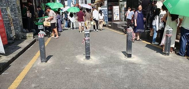 대전 성심당 앞 일방통행로 입구에 통행 금지용 볼라드가 설치돼 있다. 2023. 07. 31 대전중부경찰서 *재판매 및 DB 금지