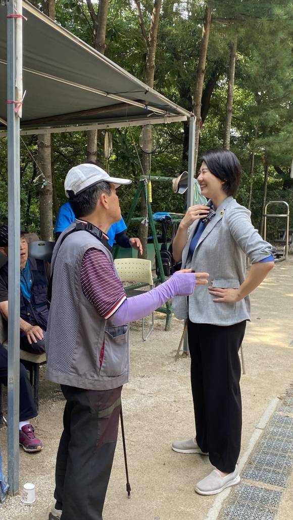 이날 박수빈 의원은 현장을 둘러보며 주민 의견 청취 시간을 가지는 등 다양한 목소리를 새겨들었다.