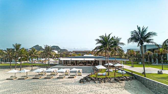 비치 클럽 레스토랑 ‘비브 오세안’. /사진= 하얏트 리젠시 다낭 리조트 앤 스파