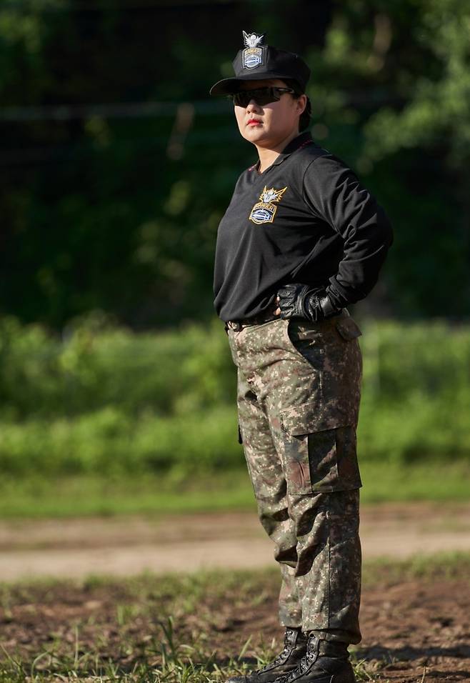 지니TV 드라마 ‘신병 2’에 특별 출연한 개그우먼 이수지 스틸 이미지. 사진 A2Z엔터테인트먼트·네오엔터테인먼트