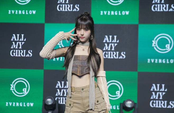▲ 에버글로우 이유. 제공| 위에화엔터테인먼트