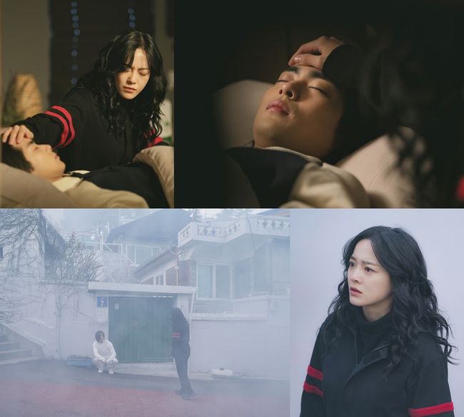 TvN  ⁇  Wonderful Rumor2 Counterpart goes to save Dangers Jo Byung-gyu.4 times left to the end tvN  ⁇  Wonderful Rumor 2: Counterpart Punch  ⁇  (Directed by Yoo Sun-dong / Playwright Kim Sae-bom / Production Studio Dragon, Betty Ann Creators) (hereinafter referred to as On the 26th (Saturday), before the 9th broadcast, the Wonderful Rumor2 side released the Danger SteelSeries of Jo Byung-gyu (Rumor station), which is in Coma, amplifying the curiosity.In the last broadcast, Rumor (Jo Byung-gyu) lost his memory to a demon Dogge Doggelito (Kim Hieora) and Gozo was breathtaking with an extreme Danger ending where the power of Counterpart disappeared.In particular, Counterpart was fighting against two demons (Jin Seon-kyu) and fill ore (Kang Ki-young) without Jungs land, and was playing a spectacular battle.Dogge Doggelito, who took the mound at that moment, overpowered Rumor, saying, What would happen if you erased the moment you were born again? And erased the moment when Rumor has woken up from Coma and the moment Wi-gen (Moon Sook) entered Rumors body.Everyone panicked, raising questions about the next episode.Among them, Jo Byung-gyu lying on the bed in the SteelSeries reveals the sadness of seeing Memory as a reset Coma state.Kim Se-jeong looks at the unconscious Jo Byung-gyu with a worried face and closes his eyes with Jo Byung-gyus hand as if trying to enter his inner, and he wonders what will happen next.In addition, another SteelSeries contains Jo Byung-gyus inner filled with hazy fog.Kim Se-jeong rushes to Jo Byung-gyu squatting in front of the house, and Kim Se-jeong looks confused when he looks at Jo Byung-gyu.It is curious why Kim Se-jeongs face looks embarrassed as if she has encountered an unexpected situation.On the other hand, the 9th trailer released earlier was shocked by the re-meeting of Rumor and a demon Ji Cheng Shin (Li Hongnae) of Season 1.Especially a demon Ji Cheng. Just before the summons, he said to Rumor, You think this is the end? This fight will last forever.I cursed you that your cursed fate would cause you to die painfully, and everyone around you would die because of you.Furthermore, Rumor is a moment when his parents were alive when he was a child, and before he fell into Coma, he went to Memory, a traffic accident in the rain, causing him to wonder what would happen again.Whether Kim Se-jeong can save Jo Byung-gyu in Coma or Counterpart to save Dangers Jo Byung-gyu can be seen in the 9th episode of Rumor 2, which is broadcast today (26th).Broadcast today (26th) 9:20 pm.Wonderful Rumor 2: Counterpart Punch.