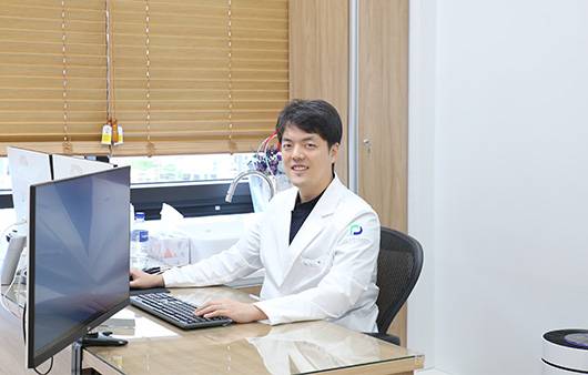 내과 전문의 황순우 원장|출처: 감일든든내과