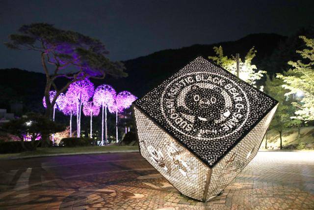 직지문화공원 야경. ⓒ박준규