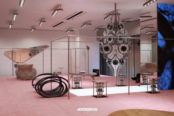 지난 6월 서울 잠실 롯데 월드타워몰에 입점한 '아더에러' 플러그 매장. 오픈 당시 전날 오후부터 300여명의 고객들이 밤새 기다리는 진풍경을 연출했다. 사진 롯데백화점