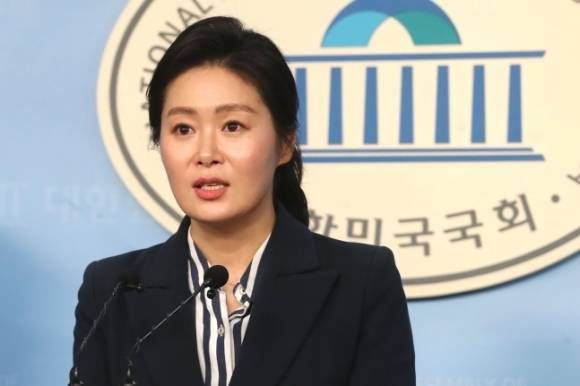 이경 더불어민주당 상근부대변인. 뉴스1