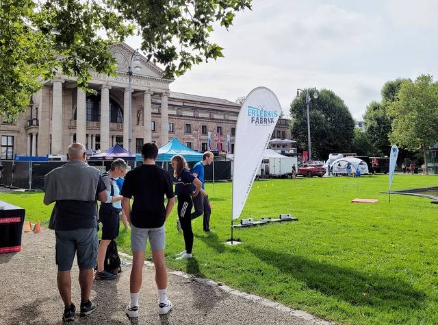 비스바덴 시내에 시티 바이애슬론 경기 준비가 한창이다.