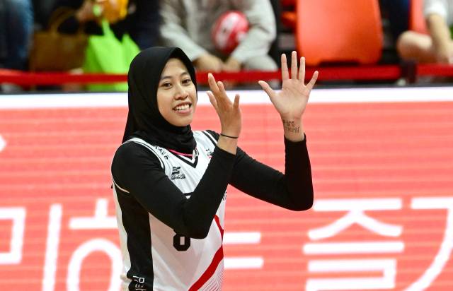 승리 후 인도네시아 팬들에게 감사 인사하는 메가 / KOVO(한국배구연맹)